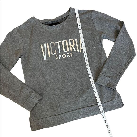 NWOT VICTORIA SECRETSport Grey Metallic Graphic Fleece Lined Pullover Sweatshirt - Picture 6 of 8